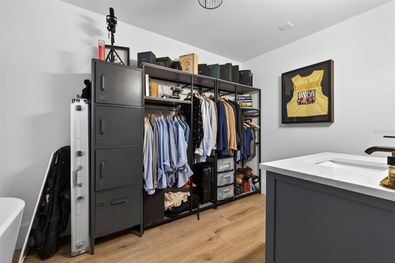 6566 1st Avenue S, Saint Petersburg, FL 33707 Photo