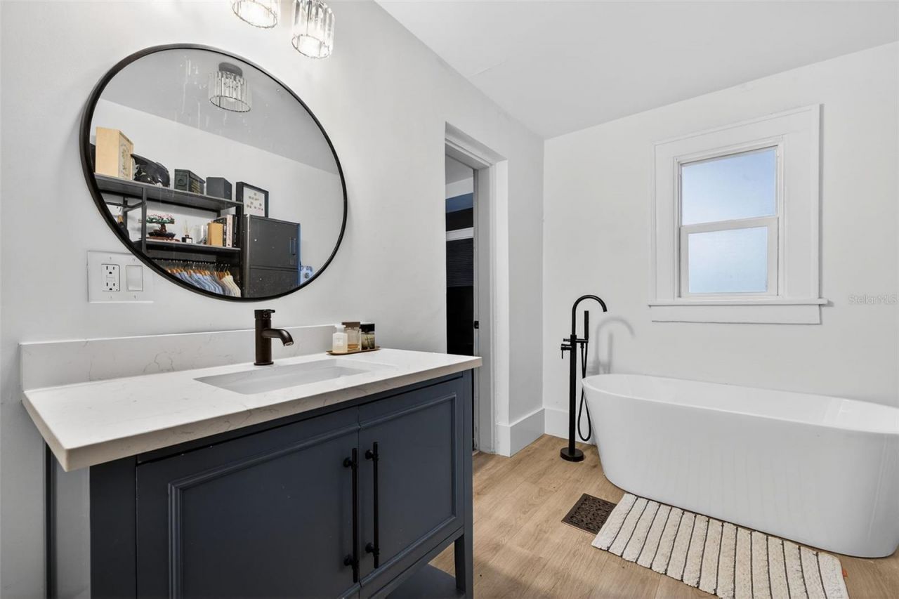 6566 1st Avenue S, Saint Petersburg, FL 33707 Photo