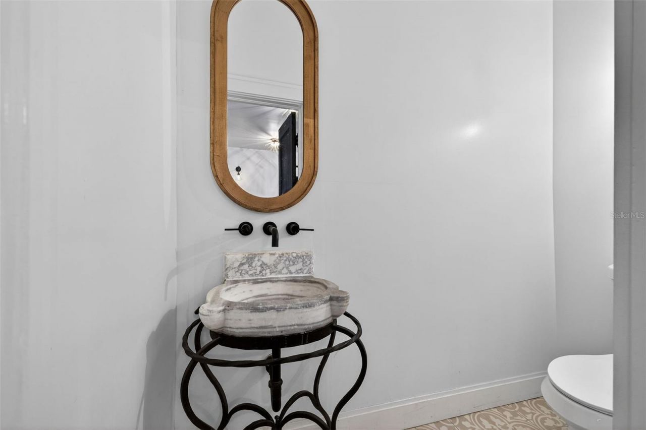 6566 1st Avenue S, Saint Petersburg, FL 33707 Photo