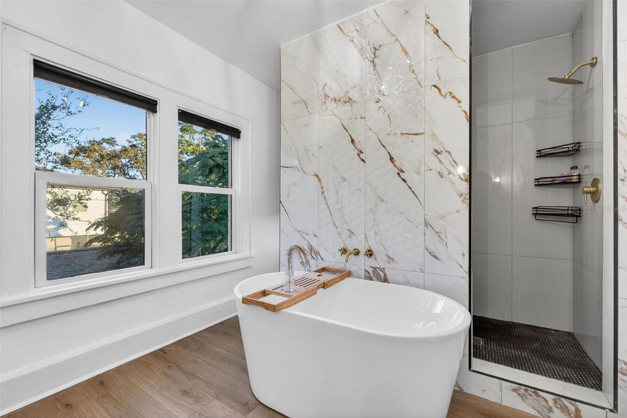 6566 1st Avenue S, Saint Petersburg, FL 33707 Photo