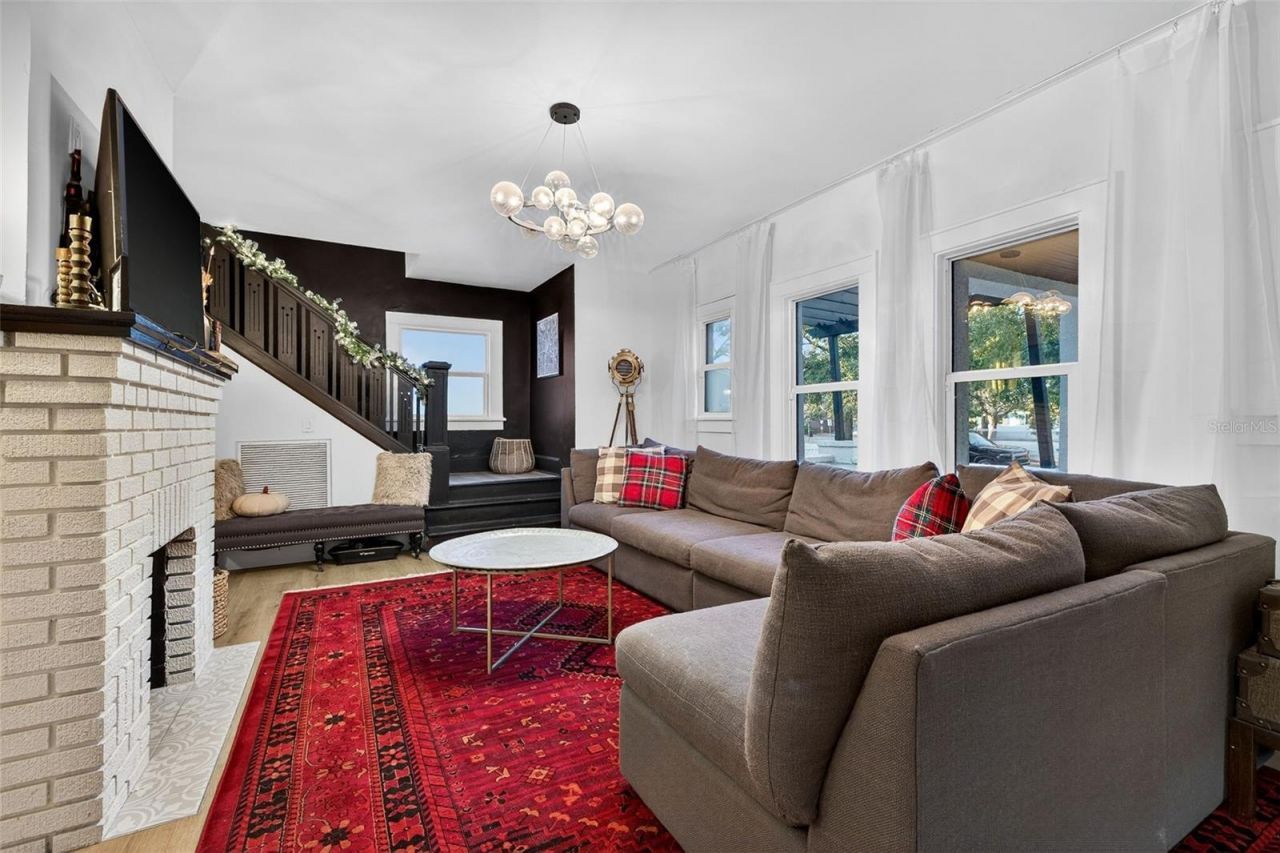 6566 1st Avenue S, Saint Petersburg, FL 33707 Photo