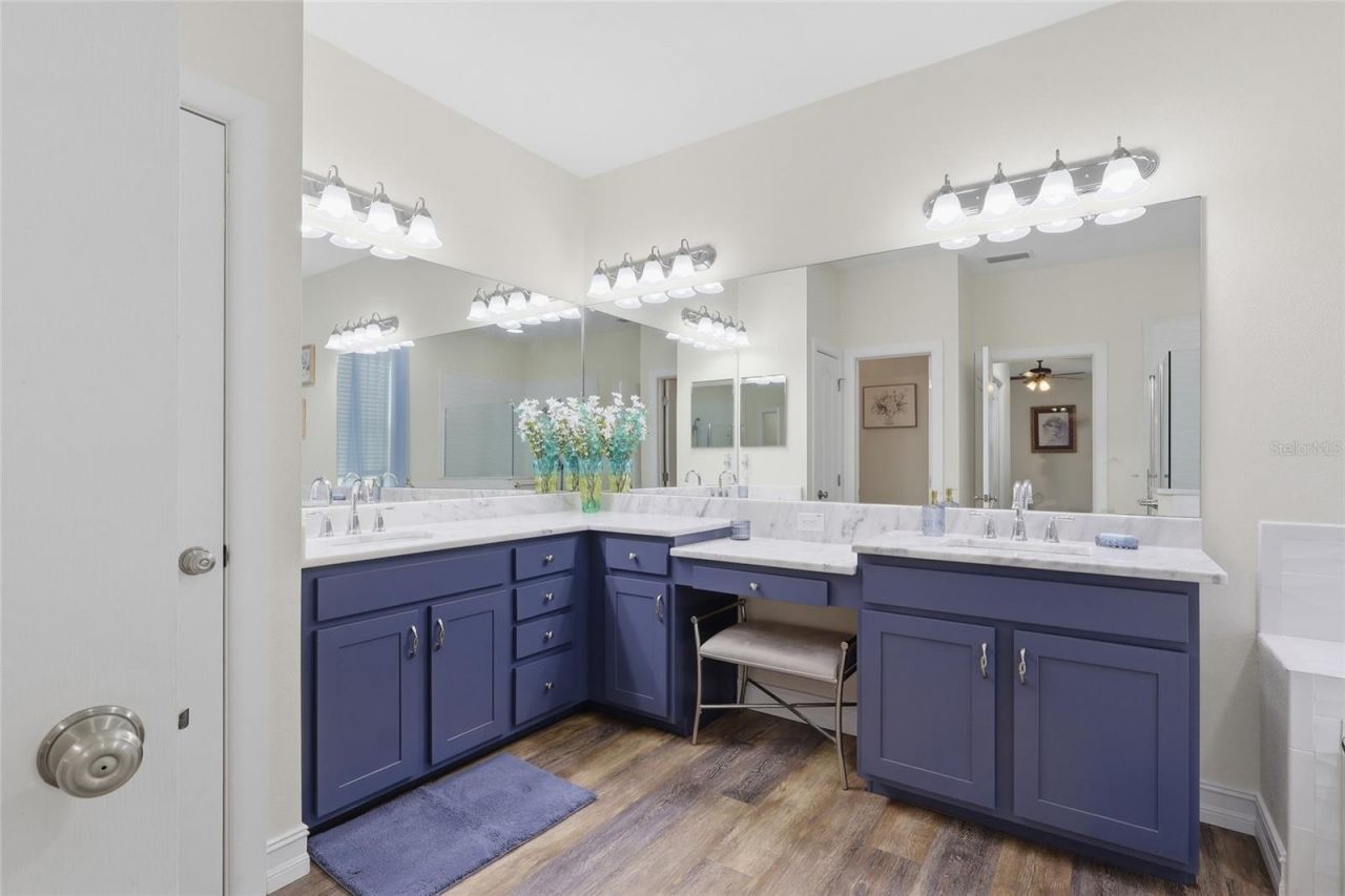 326 Star Shell Drive, Apollo Beach, FL 33572 Photo