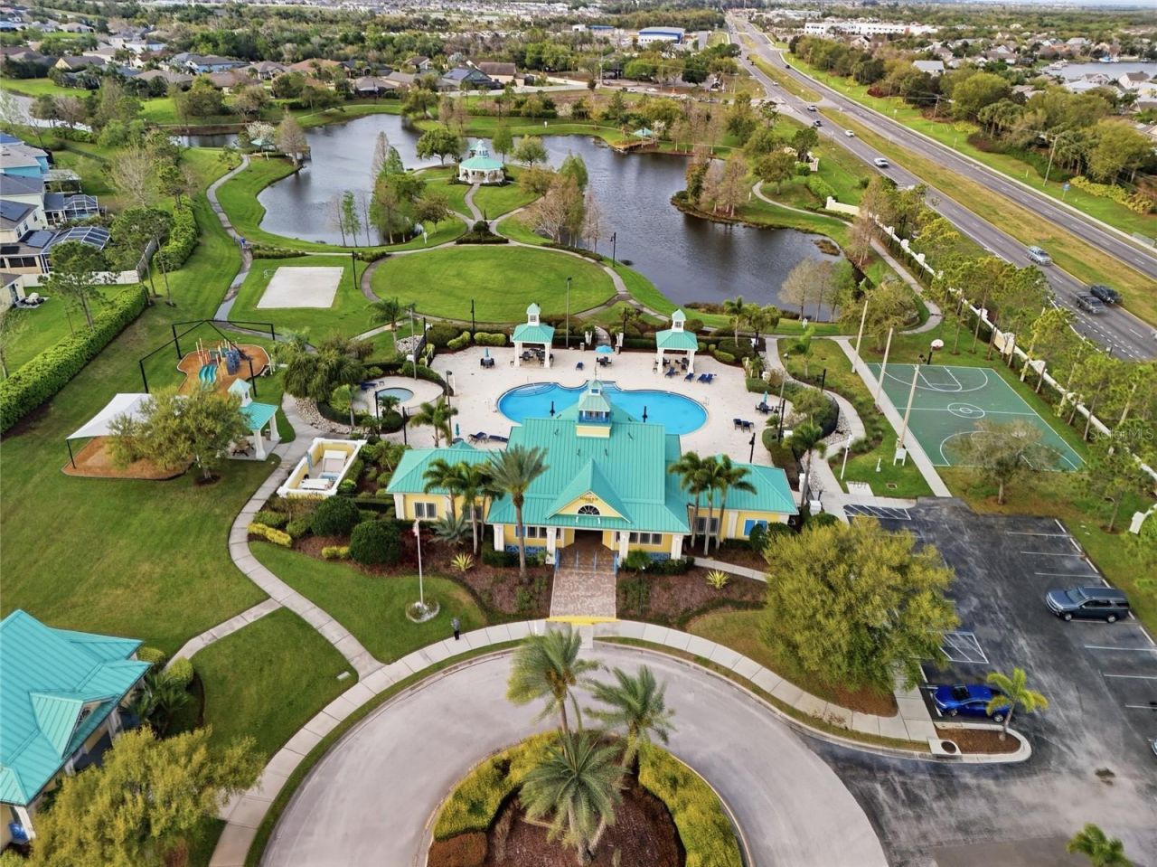 326 Star Shell Drive, Apollo Beach, FL 33572 Photo