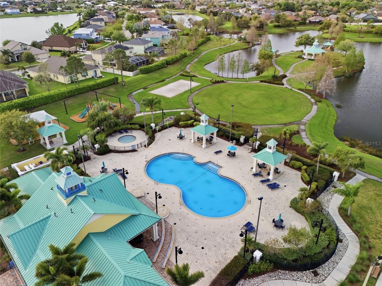 326 Star Shell Drive, Apollo Beach, FL 33572 Photo