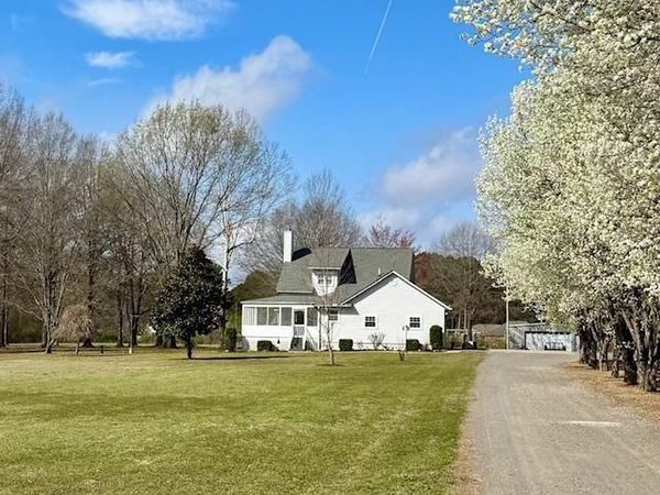 392 Walker Road, Higginson, AR 72068