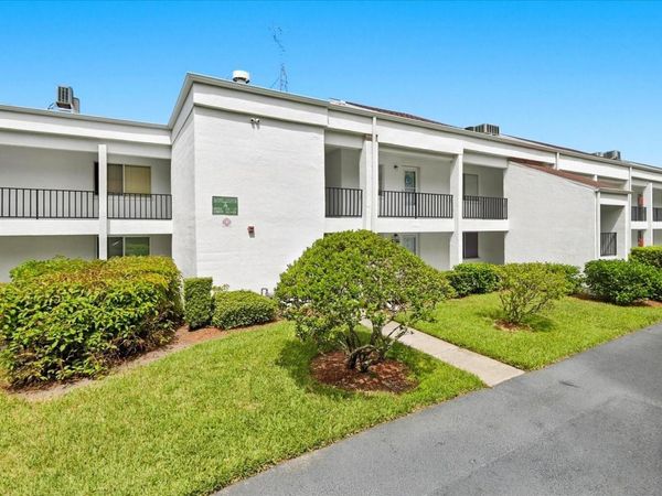 2060 MARILYN STREET , Unit 211, CLEARWATER, FL 33765