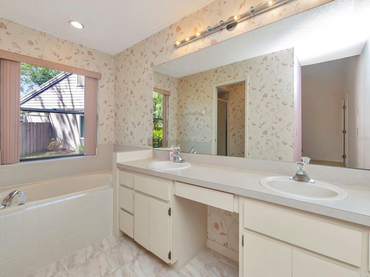 1955 Sandalwood Place, Clearwater, FL 33760 Photo