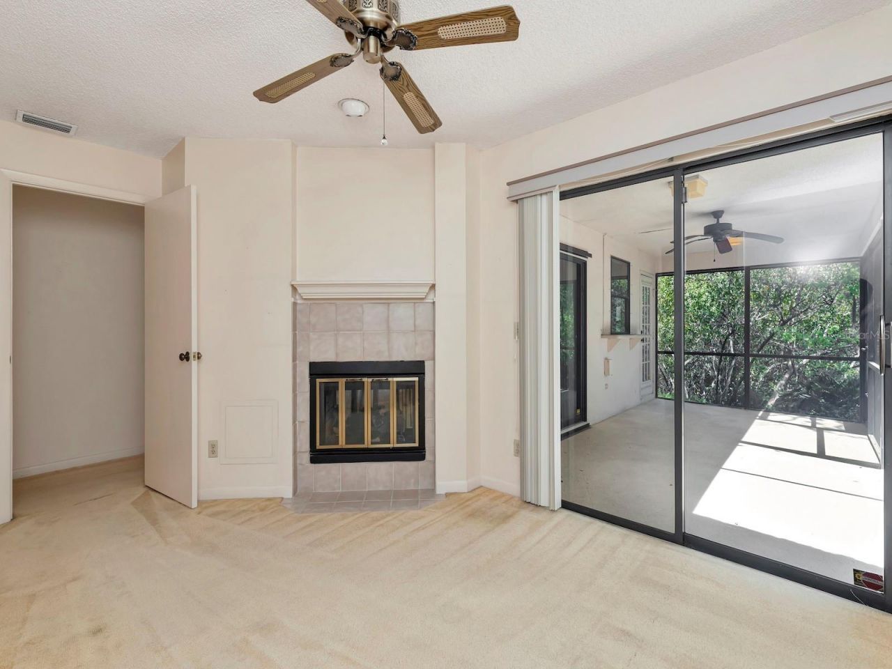 1955 Sandalwood Place, Clearwater, FL 33760 Photo