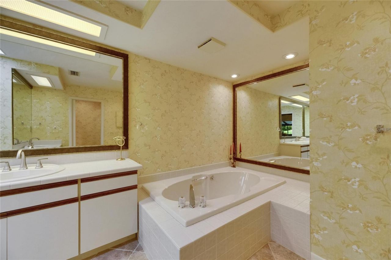 29903 Baywood Lane , Wesley Chapel, FL 33543 Photo