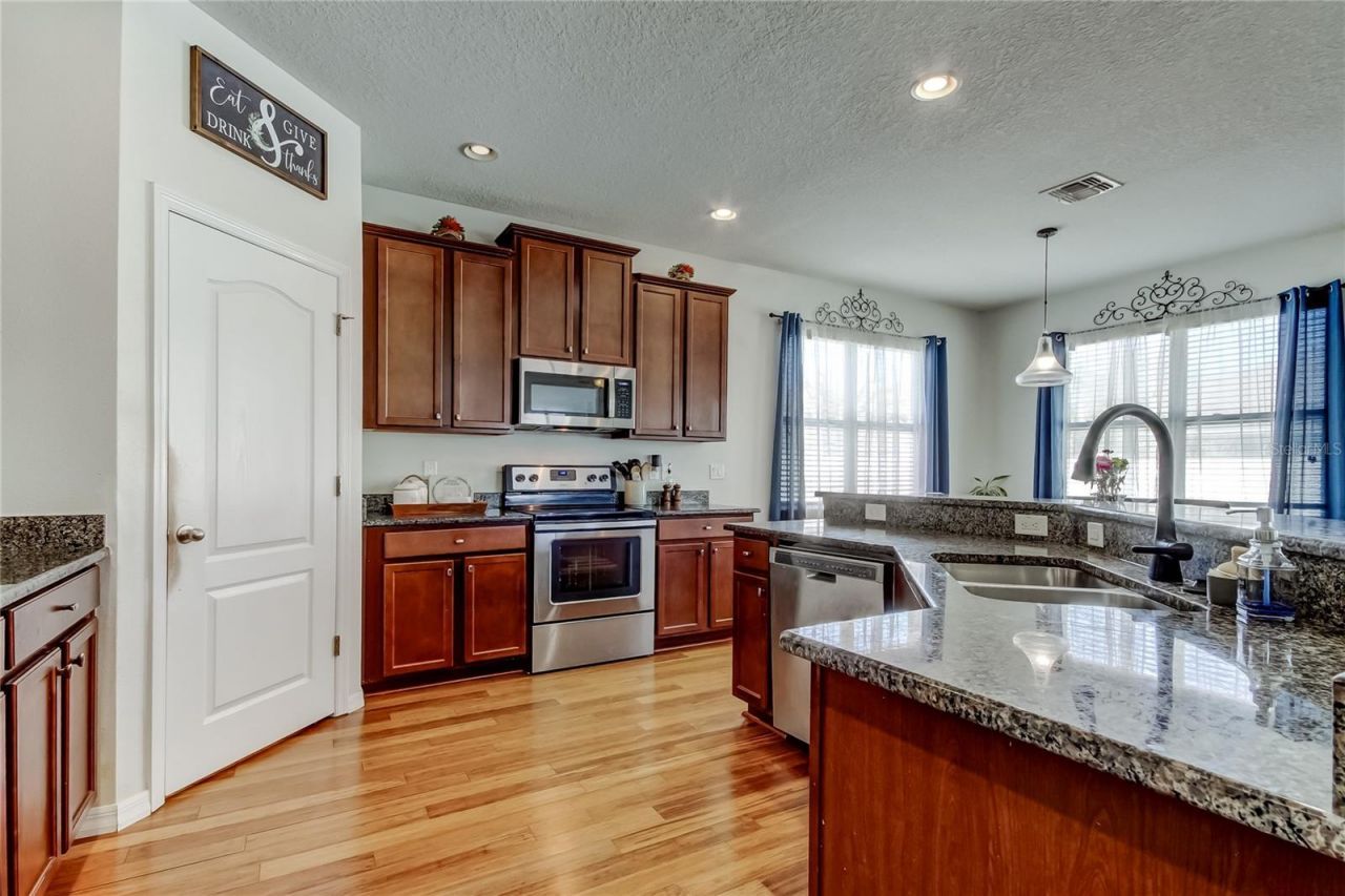 30623 Casewell Place, Wesley Chapel, FL 33545 Photo