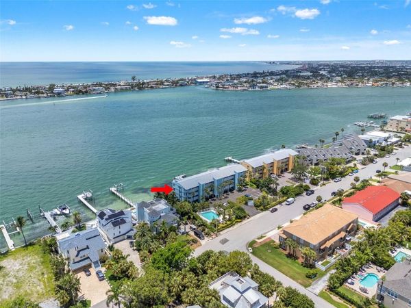 380 8TH AVENUE N, Unit 4, TIERRA VERDE, FL 33715