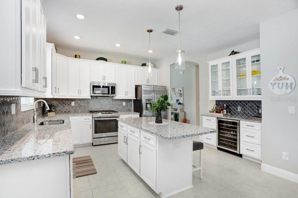 8251 Tea Olive Terrace, Palmetto, FL 34221 Photo