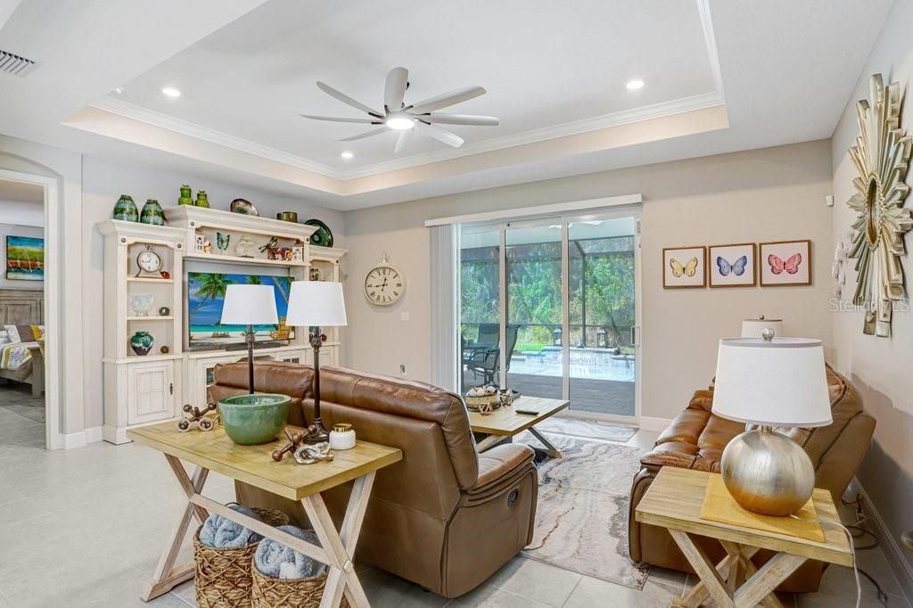 8251 Tea Olive Terrace, Palmetto, FL 34221 Photo