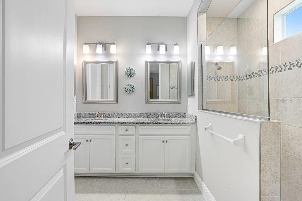 8251 Tea Olive Terrace, Palmetto, FL 34221 Photo