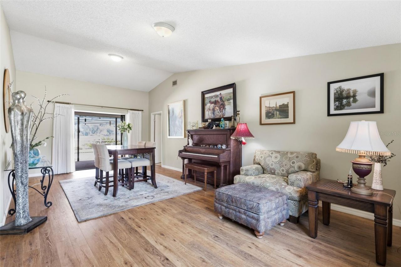 5109 Palm Aire Drive, Sarasota, FL 34243 Photo