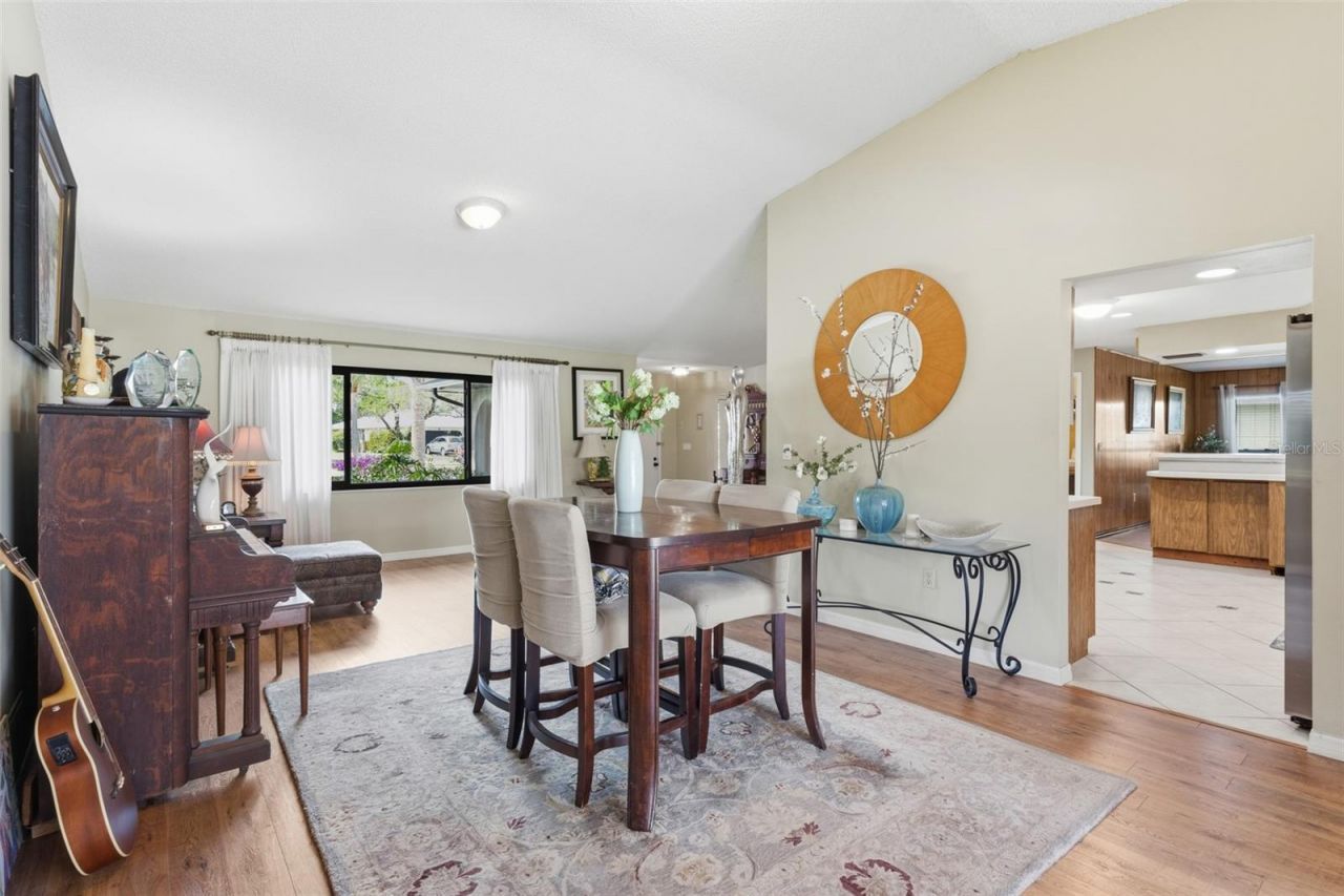 5109 Palm Aire Drive, Sarasota, FL 34243 Photo