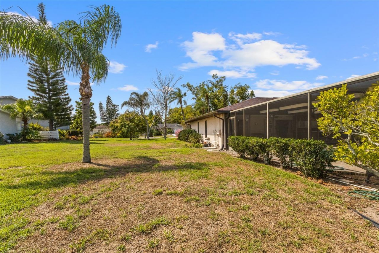 5109 Palm Aire Drive, Sarasota, FL 34243 Photo