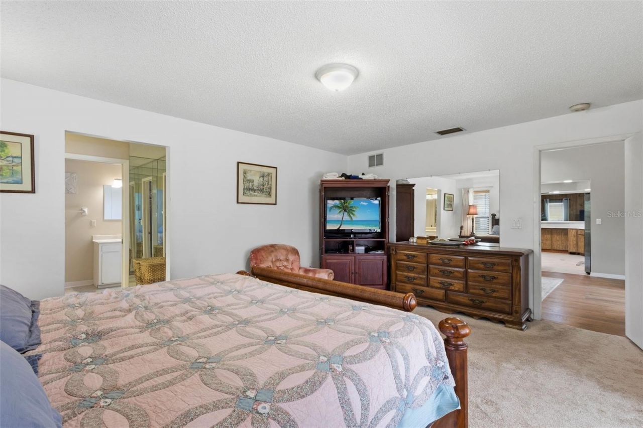 5109 Palm Aire Drive, Sarasota, FL 34243 Photo