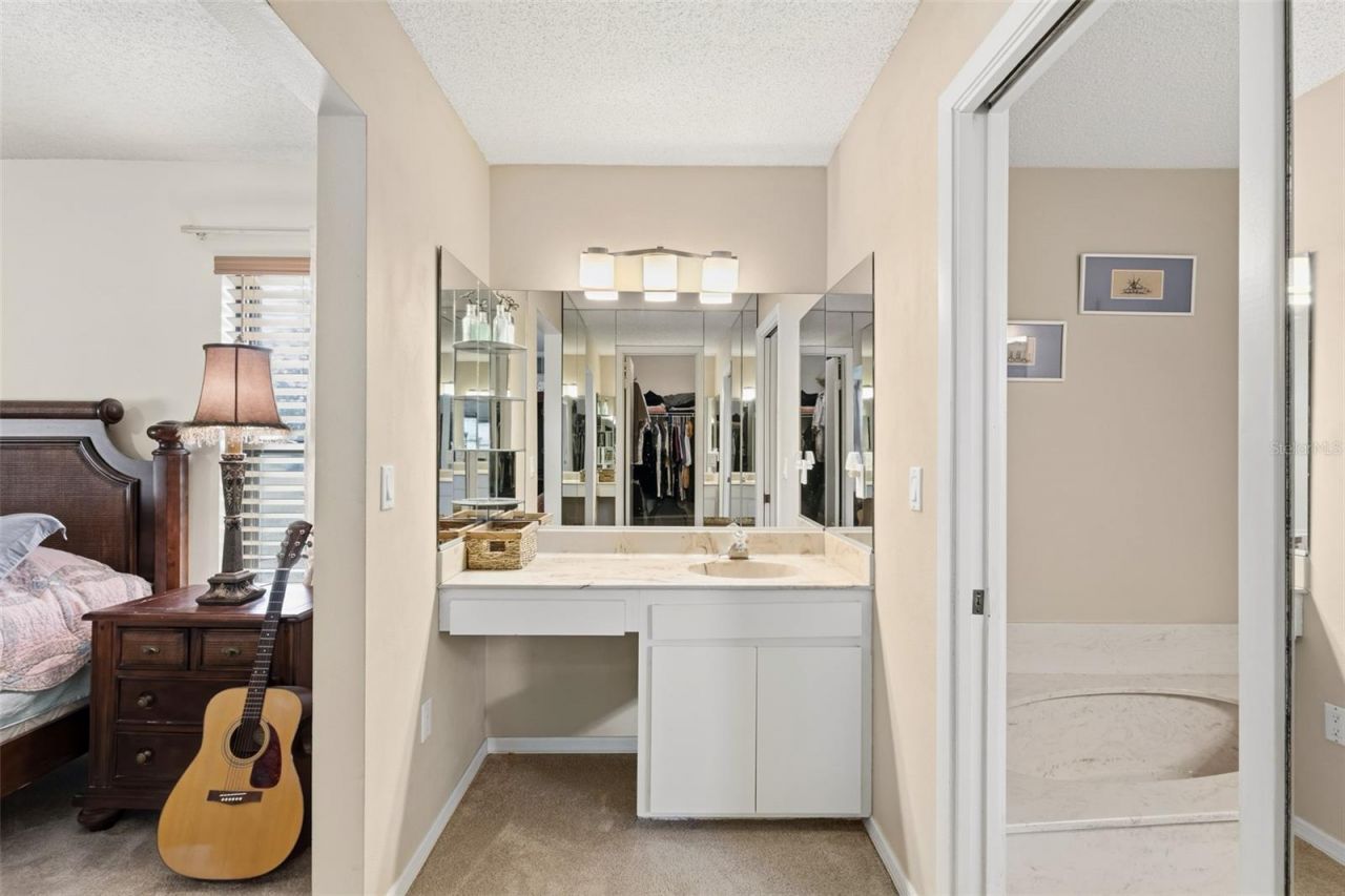 5109 Palm Aire Drive, Sarasota, FL 34243 Photo