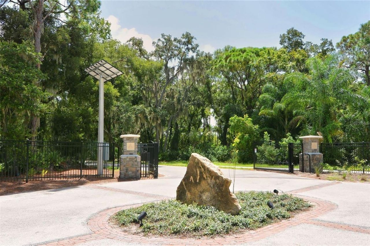 5109 Palm Aire Drive, Sarasota, FL 34243 Photo