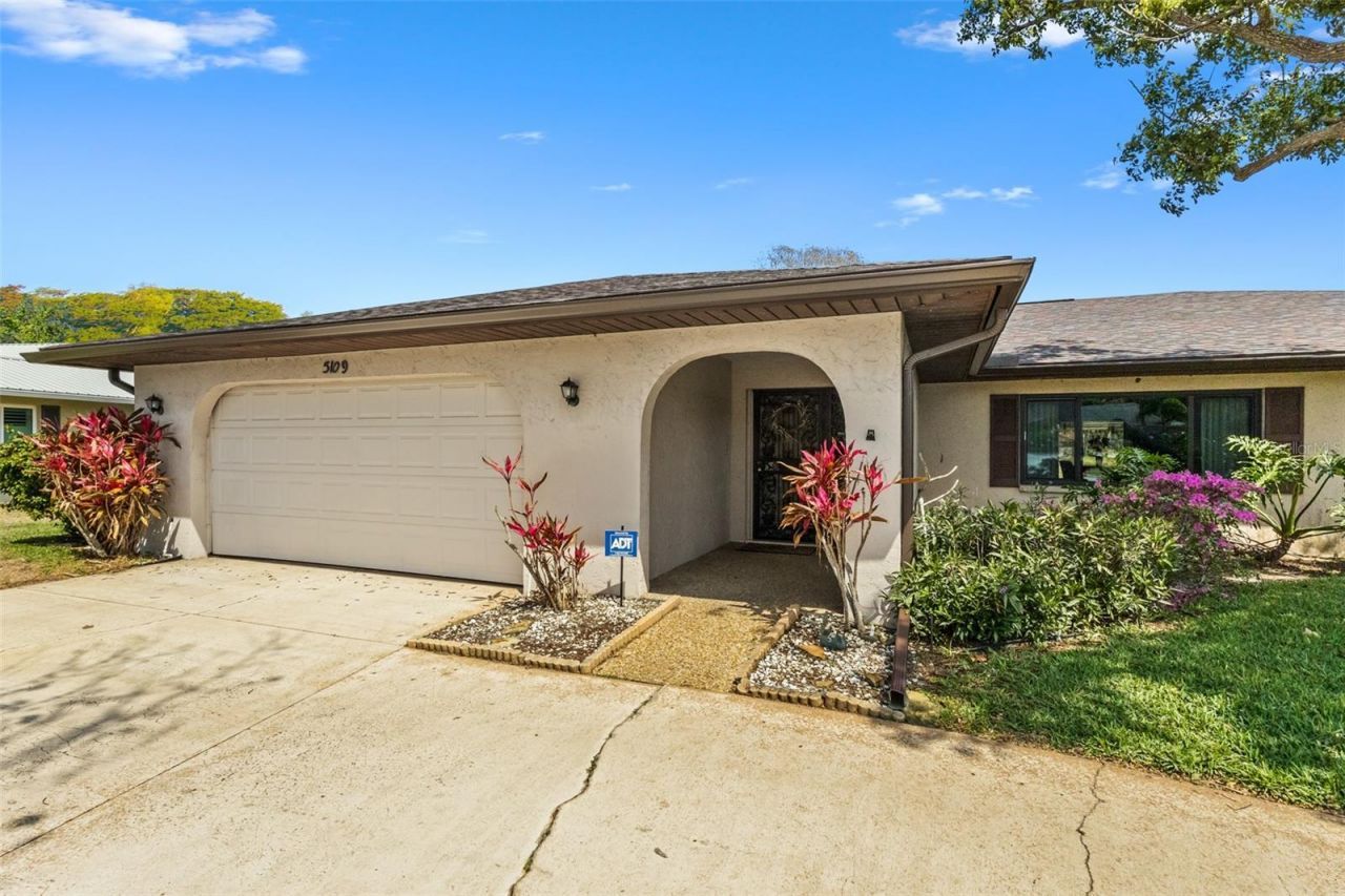 5109 Palm Aire Drive, Sarasota, FL 34243 Photo
