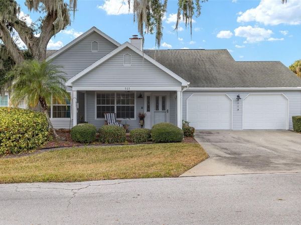 925 BEVERLY HARBORS DRIVE , LEESBURG, FL 34748