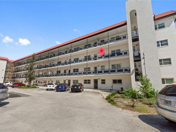 200 EL CAMINO DRIVE , Unit 312, WINTER HAVEN, FL 33884