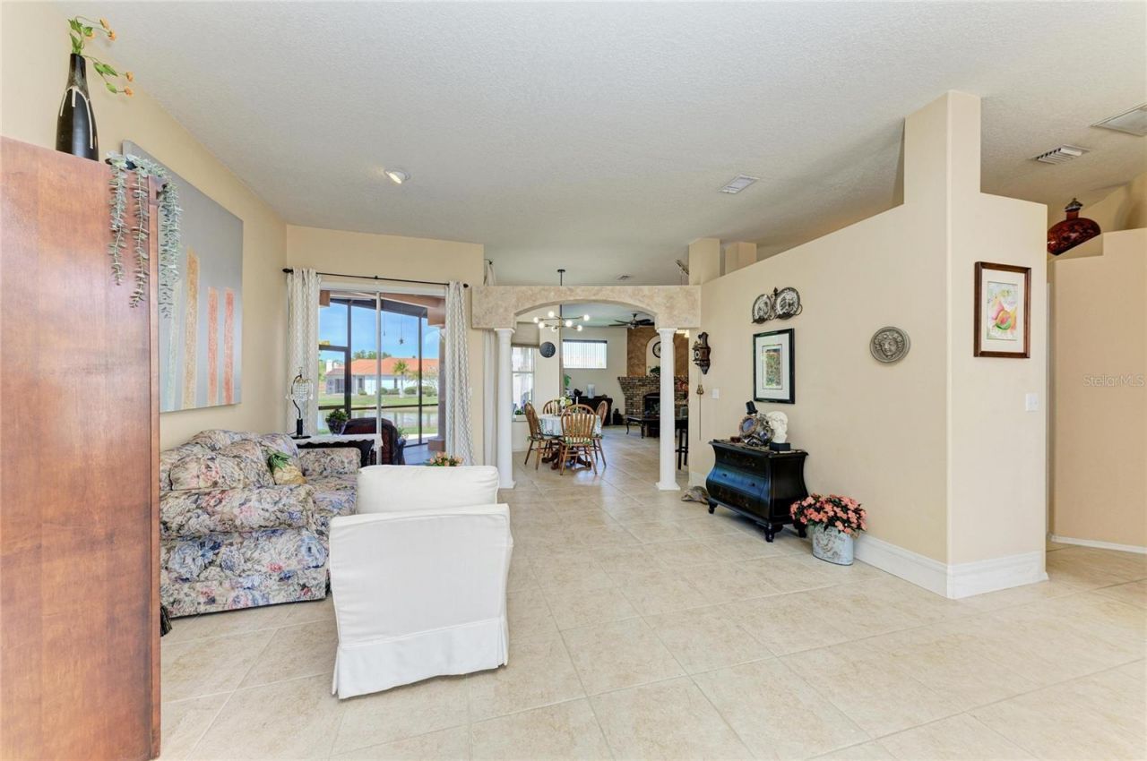 4107 72nd Avenue E, Sarasota, FL 34243 Photo