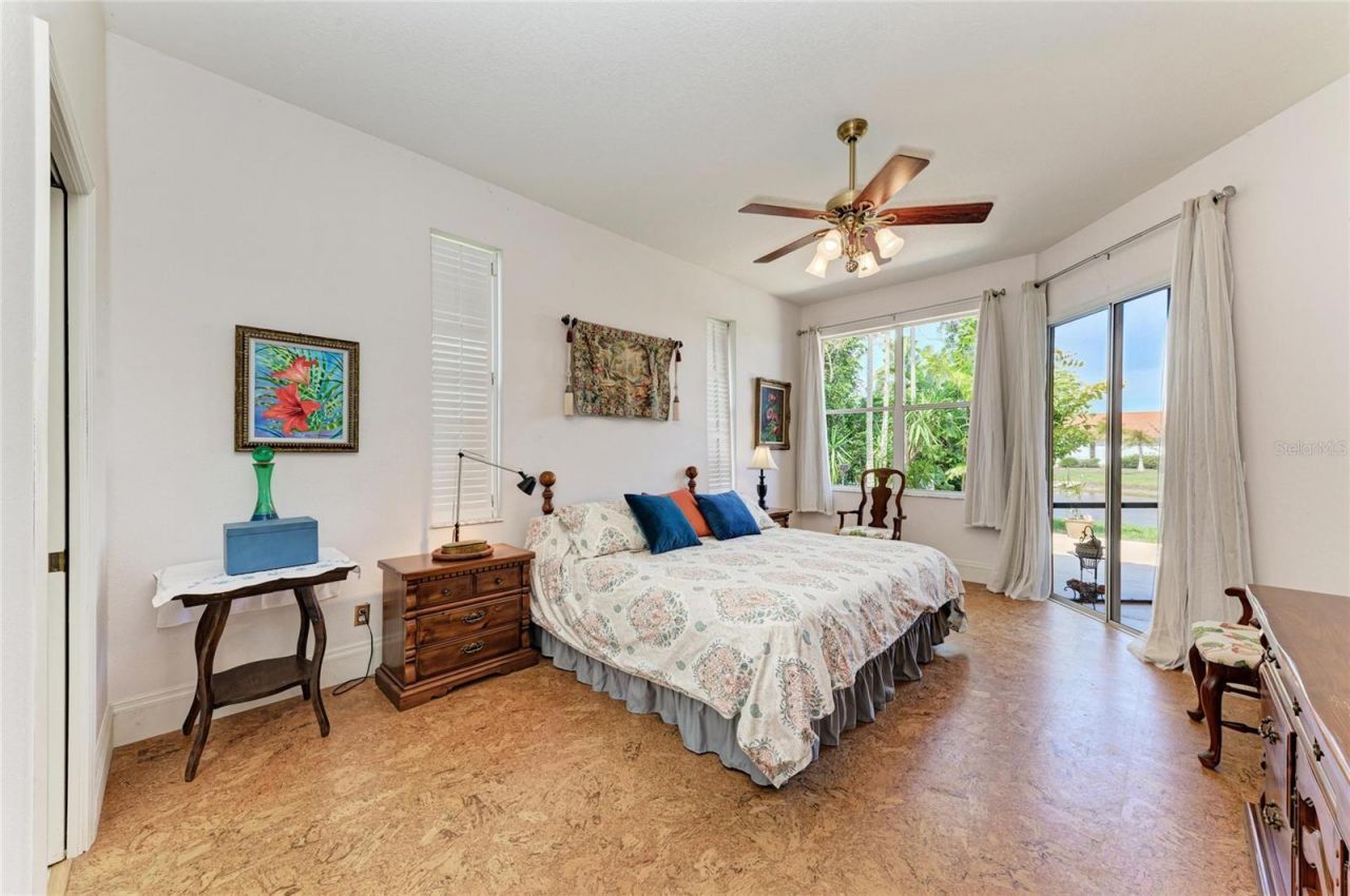 4107 72nd Avenue E, Sarasota, FL 34243 Photo