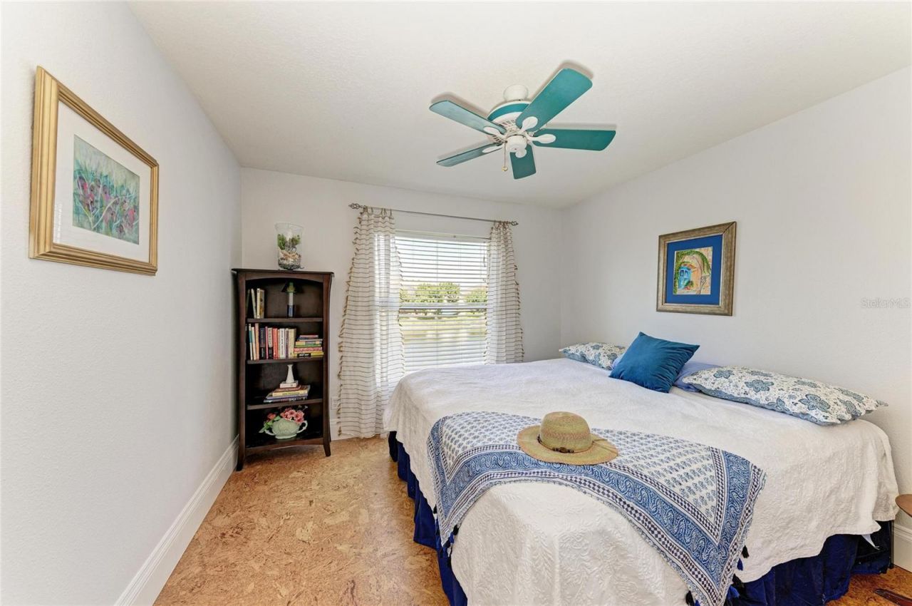 4107 72nd Avenue E, Sarasota, FL 34243 Photo