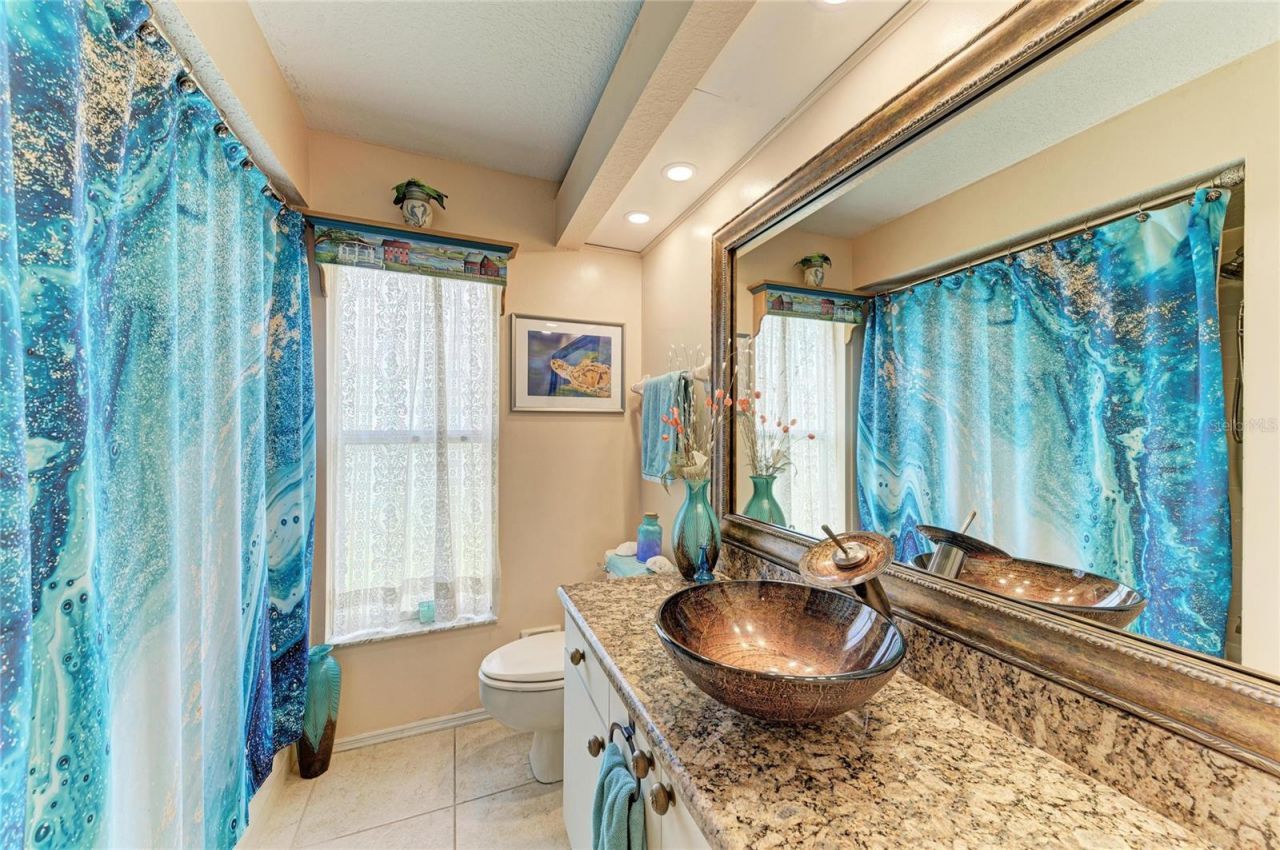 4107 72nd Avenue E, Sarasota, FL 34243 Photo