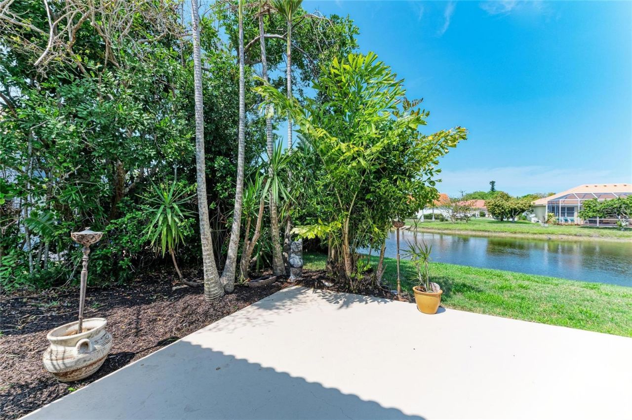 4107 72nd Avenue E, Sarasota, FL 34243 Photo