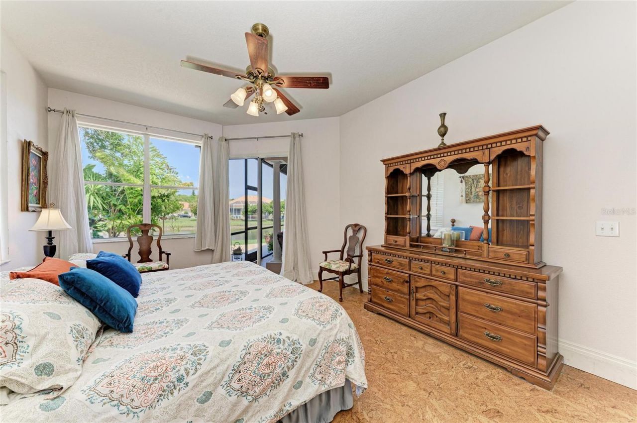 4107 72nd Avenue E, Sarasota, FL 34243 Photo