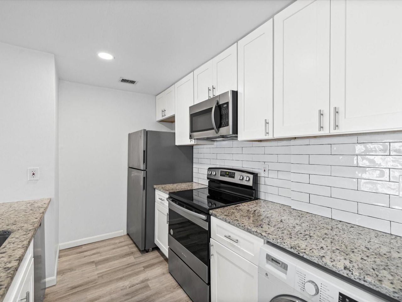 9940 7th Way N, Unit 204, Saint Petersburg, FL 33702 Photo