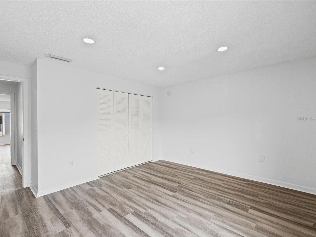 9940 7th Way N, Unit 204, Saint Petersburg, FL 33702 Photo