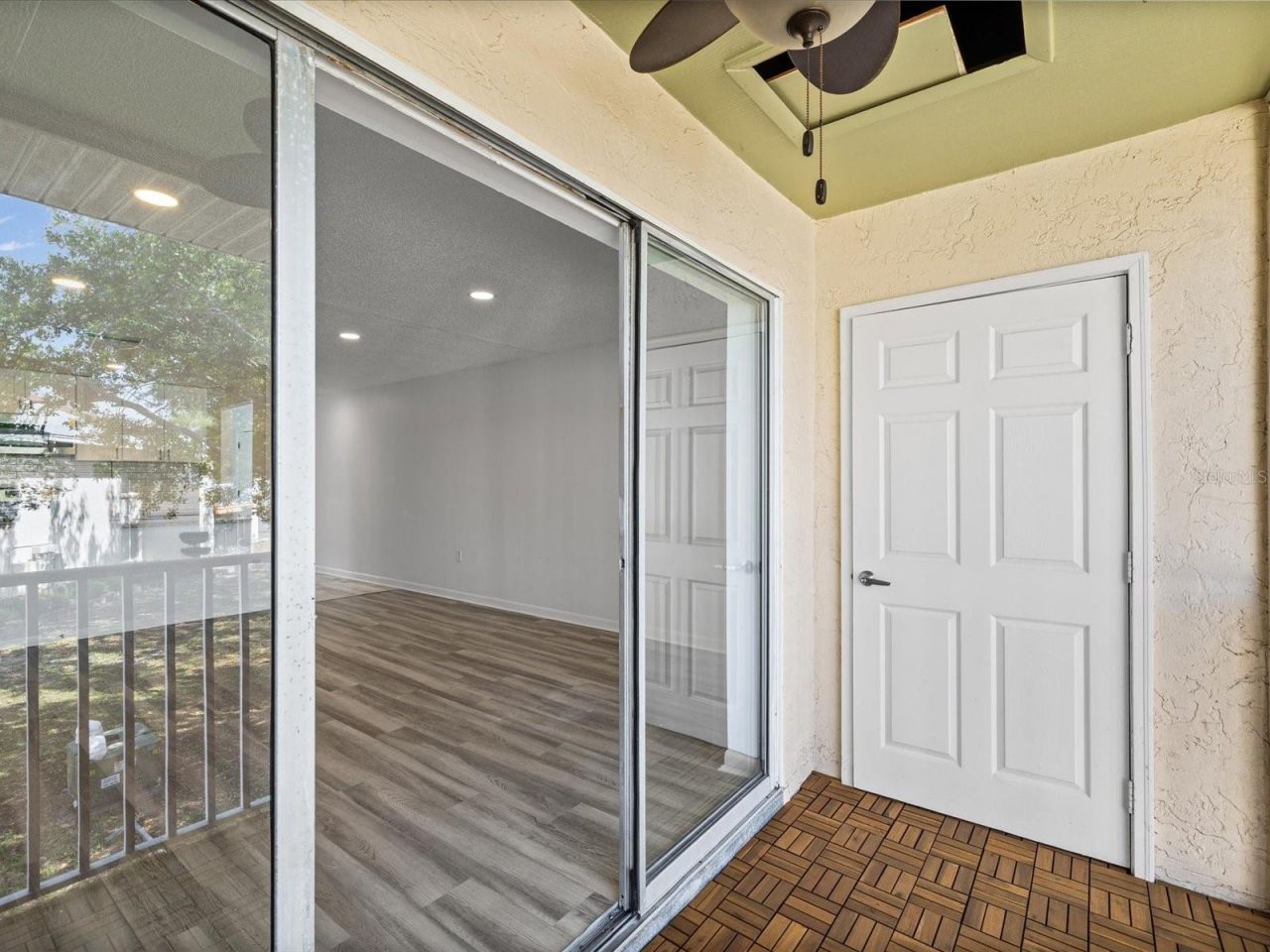 9940 7th Way N, Unit 204, Saint Petersburg, FL 33702 Photo