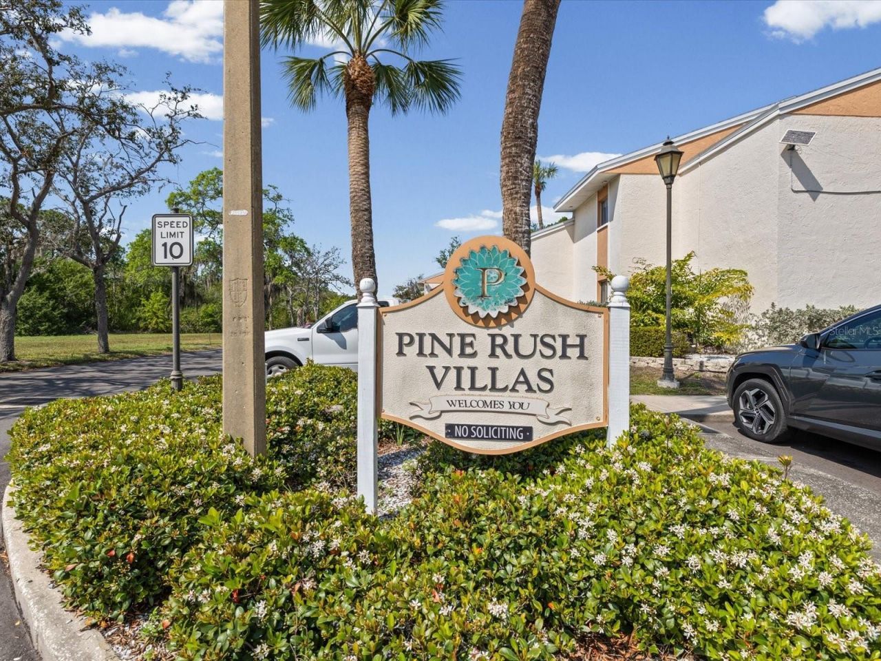 9940 7th Way N, Unit 204, Saint Petersburg, FL 33702 Photo