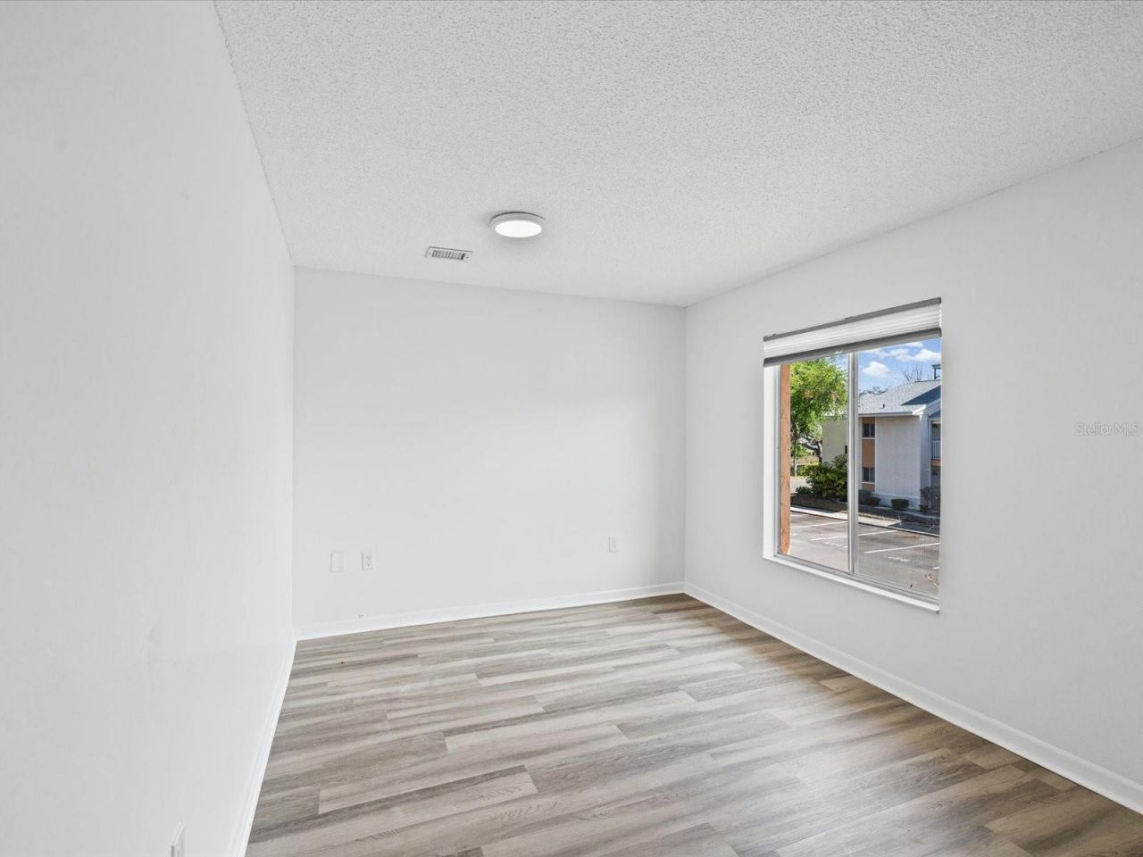 9940 7th Way N, Unit 204, Saint Petersburg, FL 33702 Photo