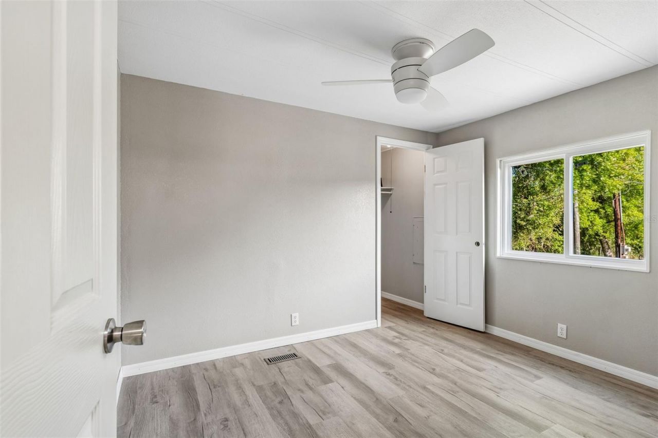 823 Elkan Drive, Tarpon Springs, FL 34689 Photo