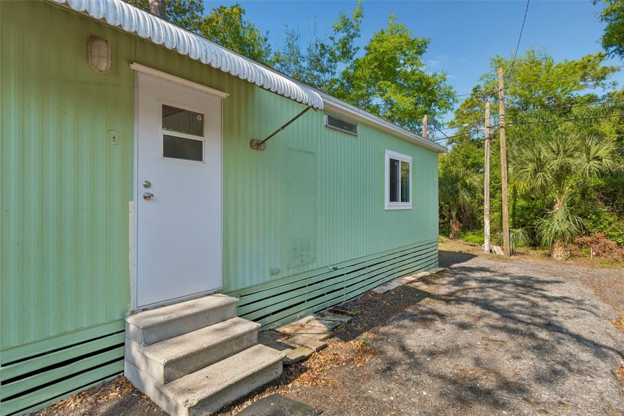 823 Elkan Drive, Tarpon Springs, FL 34689 Photo