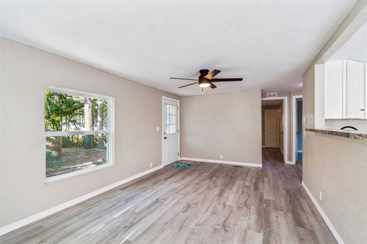 823 Elkan Drive, Tarpon Springs, FL 34689 Photo