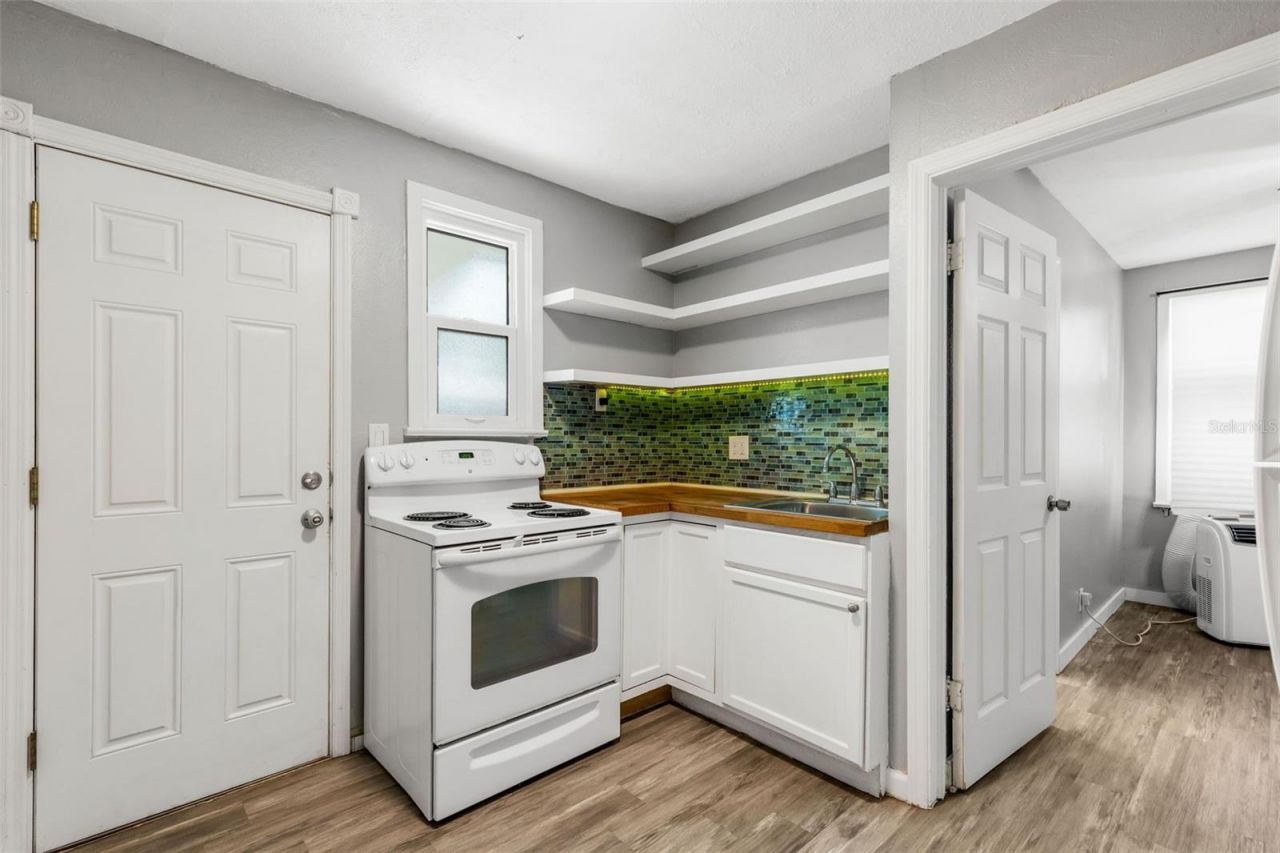 1608, 1610, 1612 11th Street W, Bradenton, FL 34205 Photo