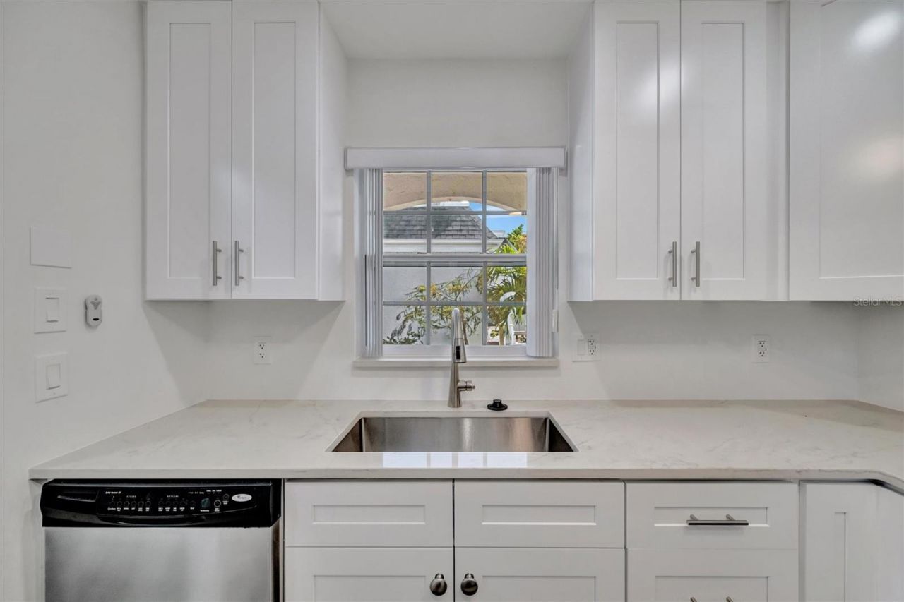 9819 Hernando Court , Unit 29-A, Bradenton, FL 34210 Photo