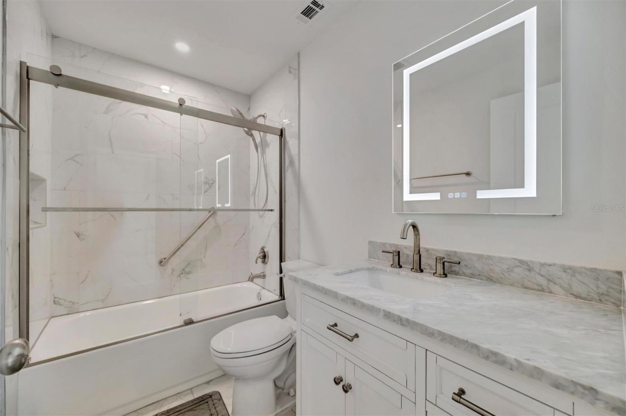 9819 Hernando Court , Unit 29-A, Bradenton, FL 34210 Photo