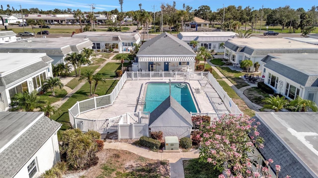 9819 Hernando Court , Unit 29-A, Bradenton, FL 34210 Photo