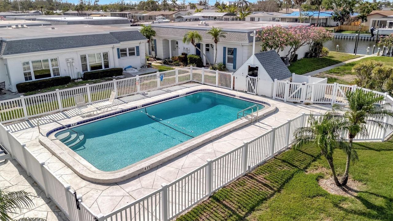 9819 Hernando Court , Unit 29-A, Bradenton, FL 34210 Photo