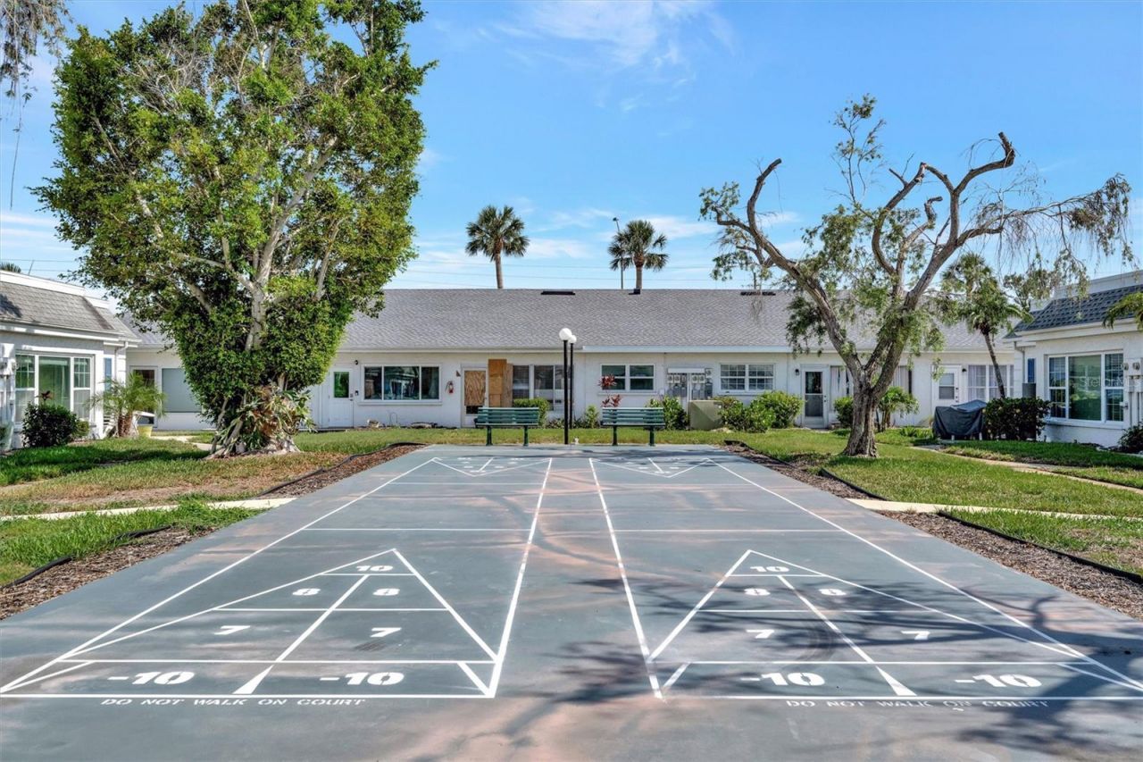 9819 Hernando Court , Unit 29-A, Bradenton, FL 34210 Photo