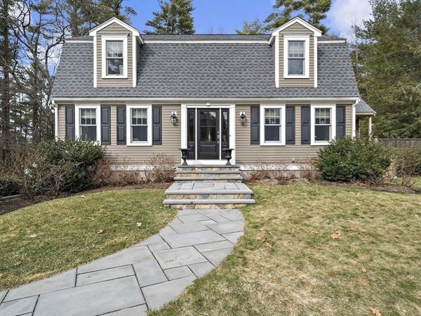 66 Simmons Dr, Duxbury, MA 02332