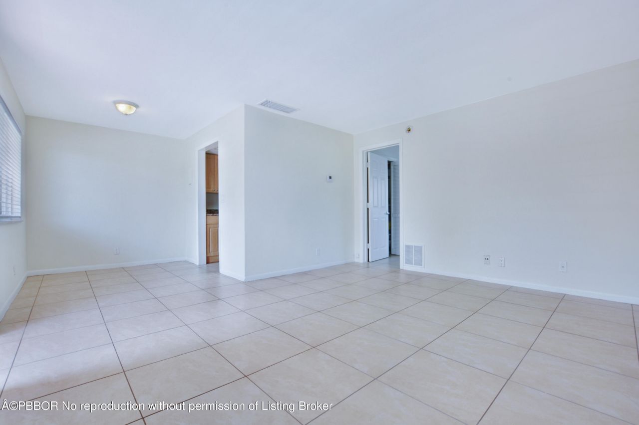 1000 NE 9th Avenue, Unit 4, Delray Beach, FL 33483 Photo