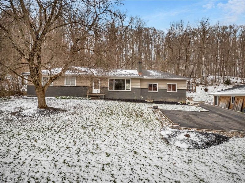 10905 Greenhaven Parkway, Brecksville, OH 44141 Photo 2